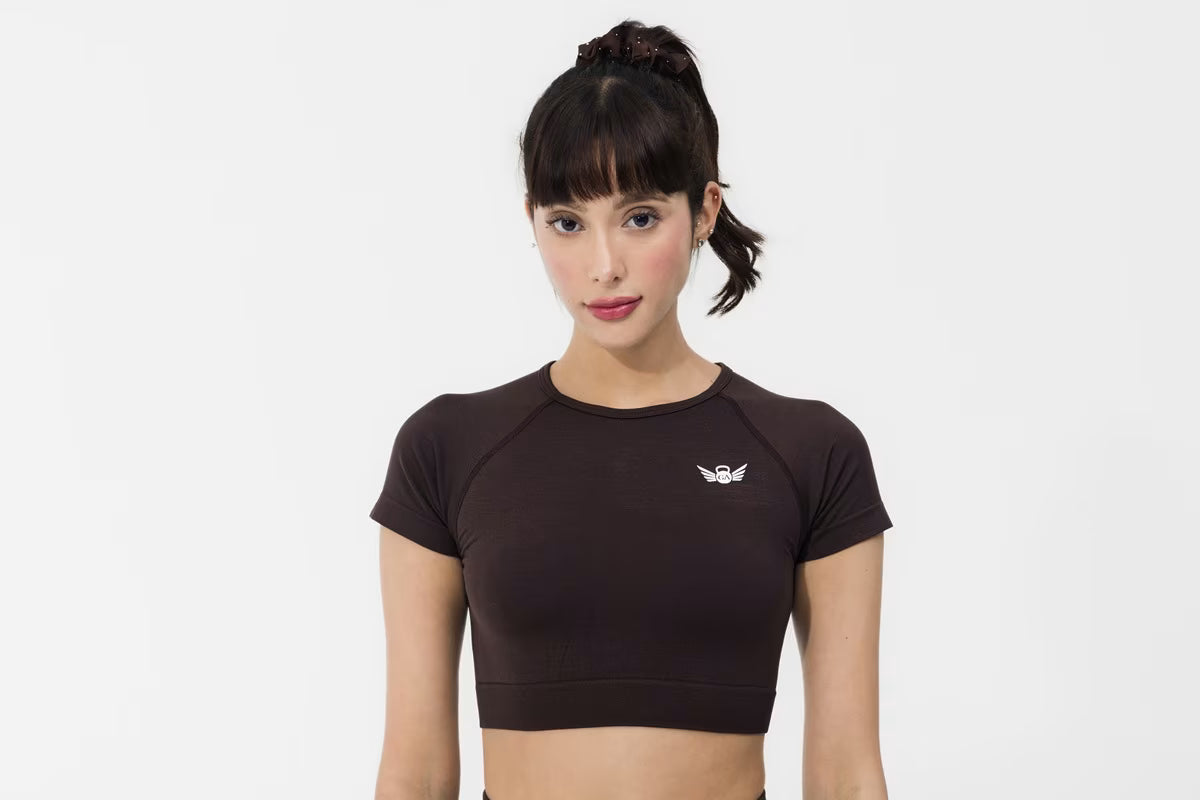 Seamless Sculpt Crop Top in Coffee – Women’s Gym Wear